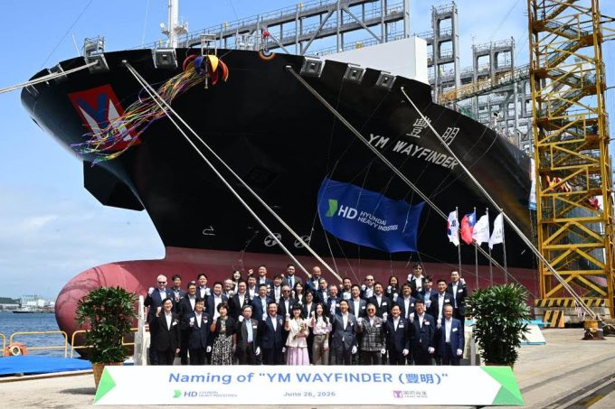 Newbuild box ships bound for booming China-India trades