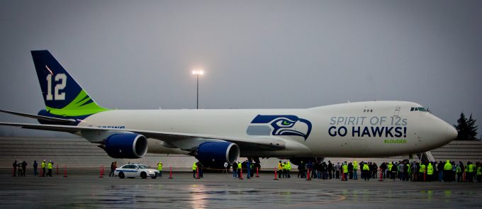 Boeing_Seahawks_747_-_12246636256