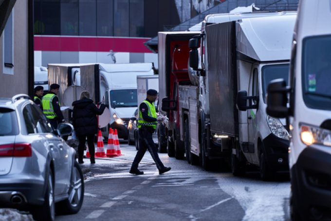 La Commissione europea dà all'Italia il via libera per citare in giudizio l'Austria per il divieto dei camion sul Brennero