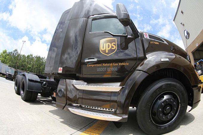 ups CNG Tractor 2lr