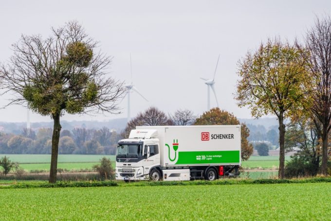 DB+Schenker_Volvo+FM+Electric_Landscape-min