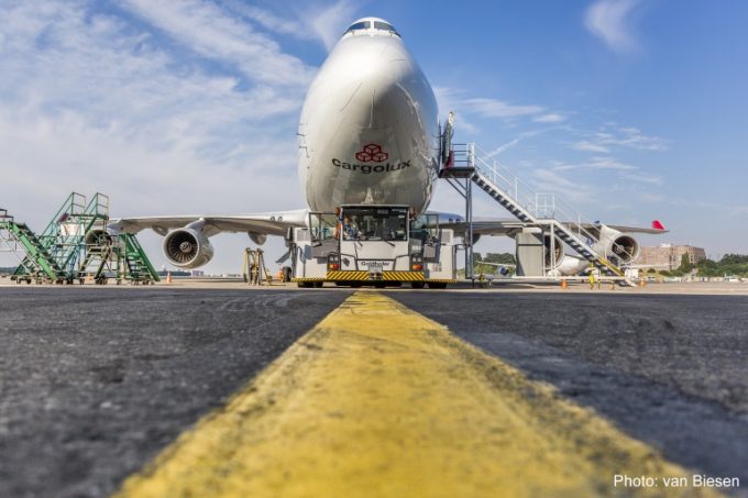 cargolux-747-400f_imagefull van Biesen