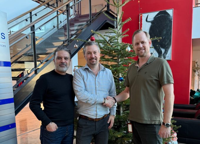 Wallenborn’s Deep Sagoo, SVP Business Development – Europe, and Peter Nygaard, Wallenborn MD Scandinavia, with Jimi Daniel Hansen, WFS’ Interim Managing Director Denmark & Senior Vice President Operational Excelle