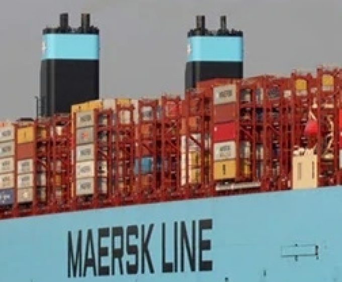 manila-maersk cropped