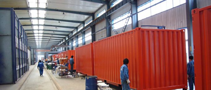 Manufacturing_new_containers-940x400