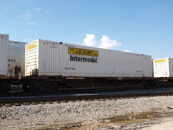 Intermodal Photo 96940318 © Dallaspaparazzo Dreamstime.com