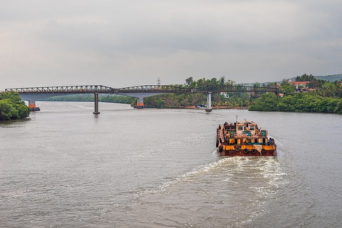 Goa India River Barge Photo 187421125 © Lloyd Vas Dreamstime.com