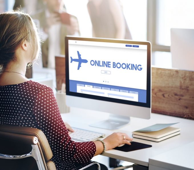 Online Booking  © Rawpixelimages