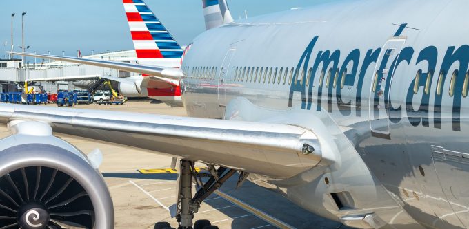 American Airlines © Giovanni Gagliardi Dreamstime.coml_103597705