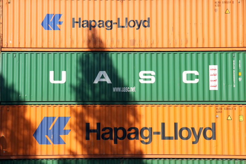 On The Wires Hapag Lloyd The Green Star With A Share Price That Means Nothing Unless The Loadstar