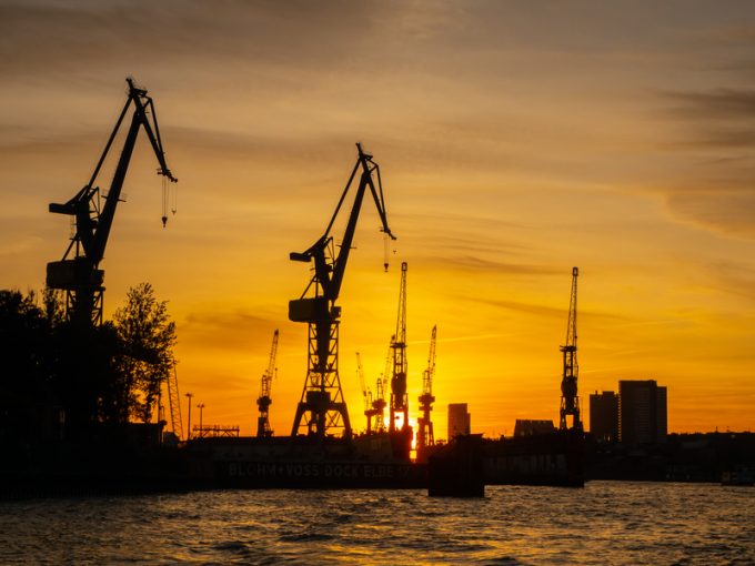 container ship hamburg port