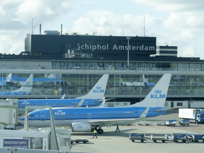 schiphol x Toniflap 45920860