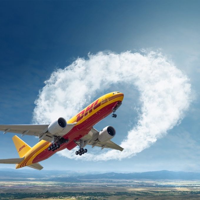 DHL Global_SAF Plane~ro Cloud_v00_01