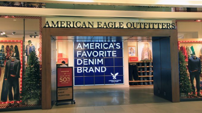 AEO Photo 36819466 American Eagle © Wing Ho Tsang Dreamstime.com