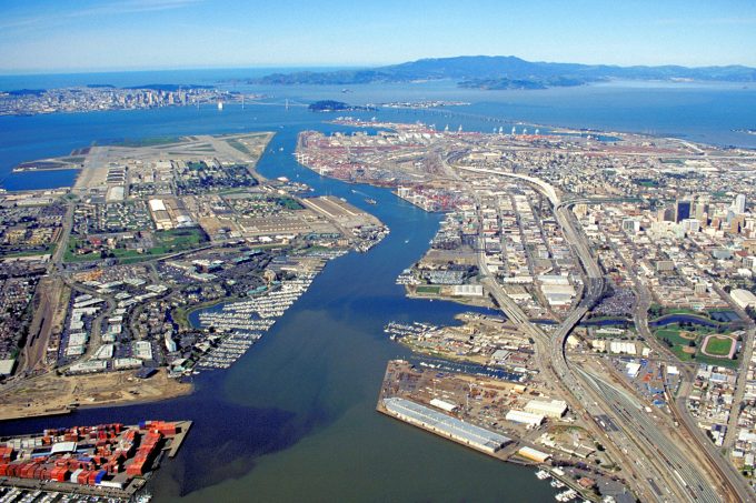 Oakland_California_aerial_view