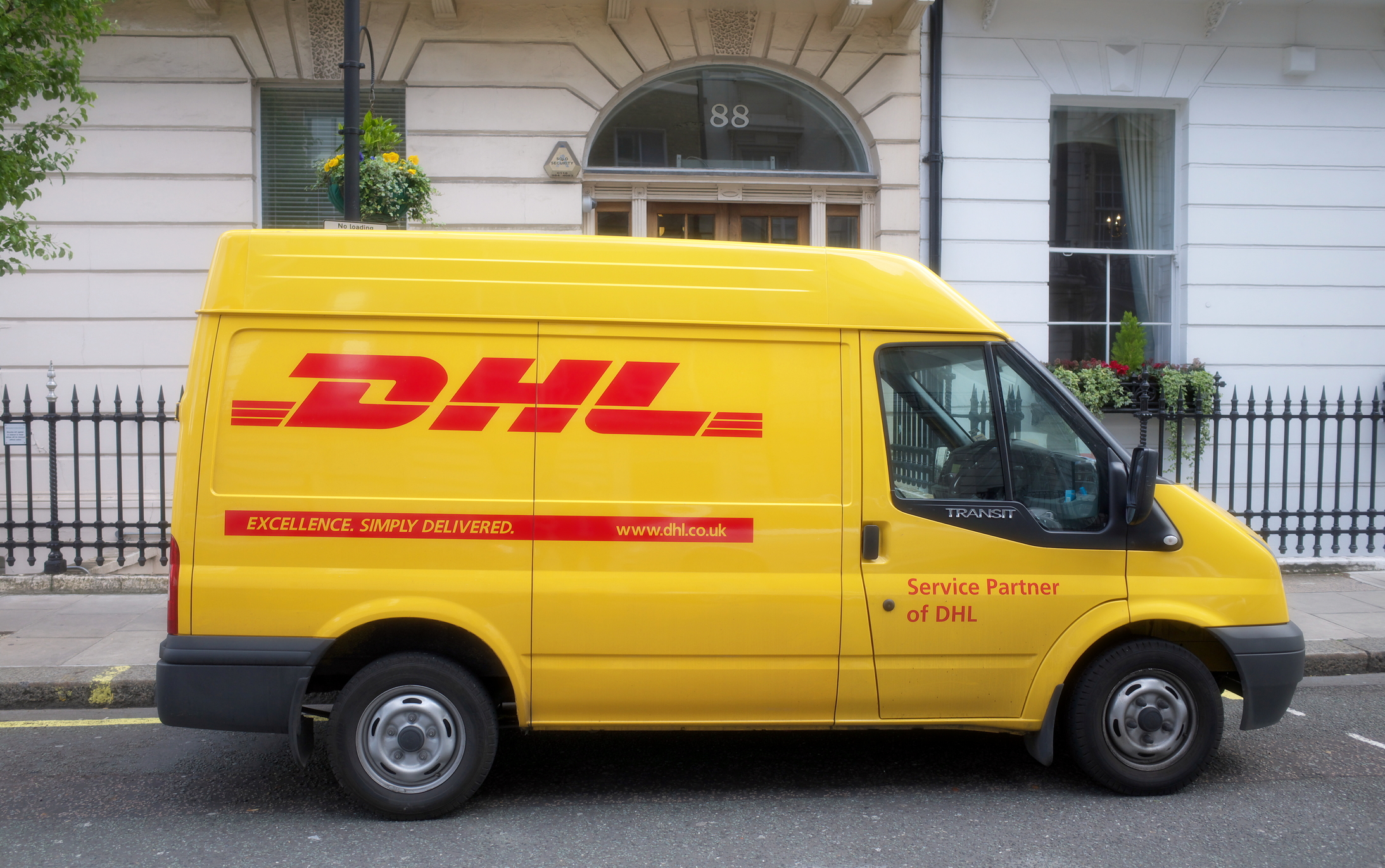 dhl-expands-e-commerce-fulfillment-internationally-the-loadstar